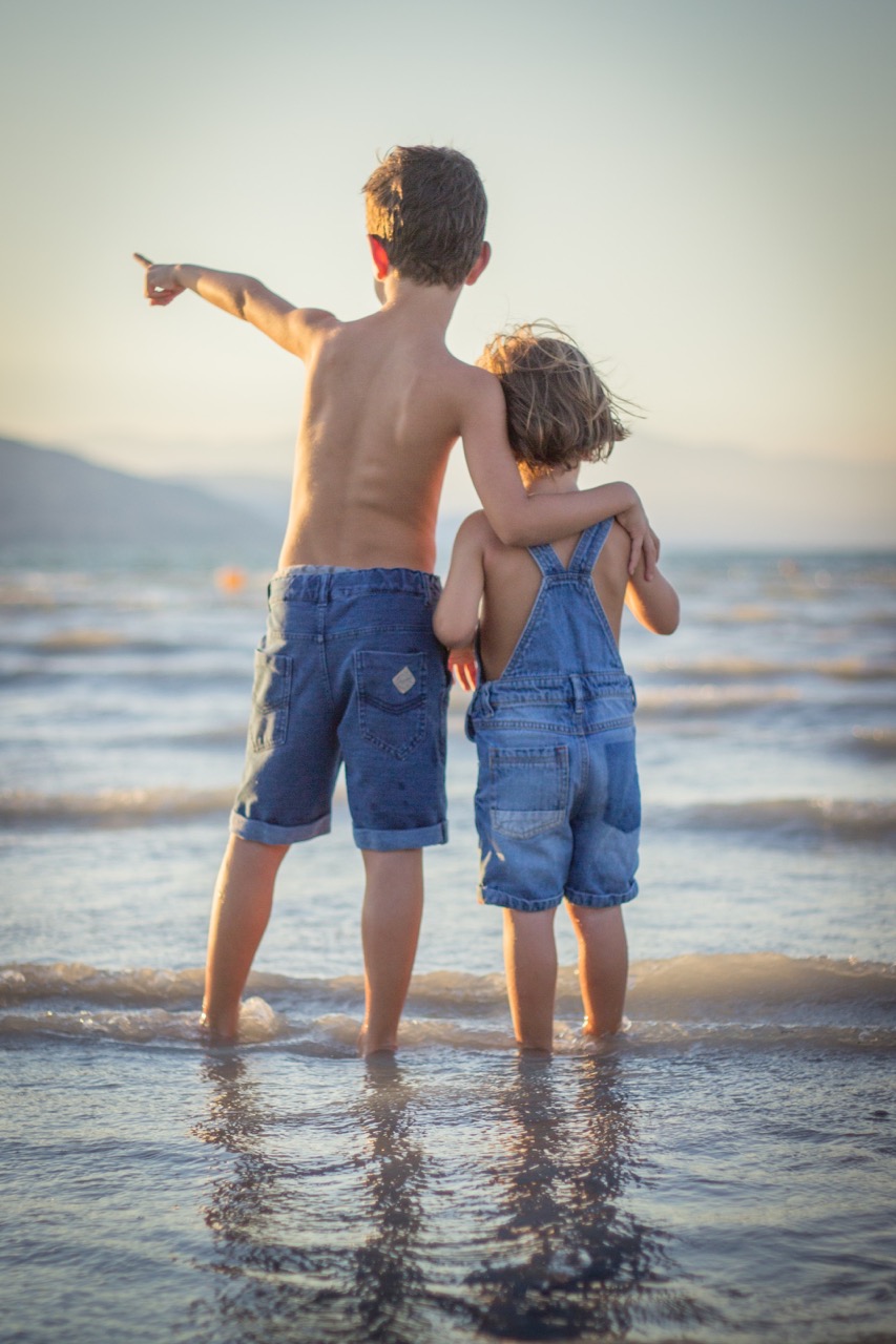 Kinder am Meer